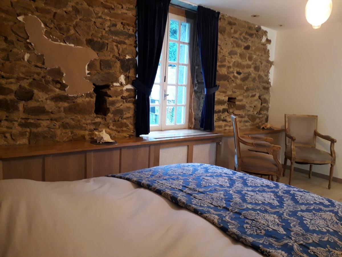 Le Vieux Moulin Bed & Breakfast Goudelin Ngoại thất bức ảnh