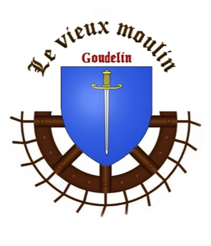 Le Vieux Moulin Bed & Breakfast Goudelin Ngoại thất bức ảnh